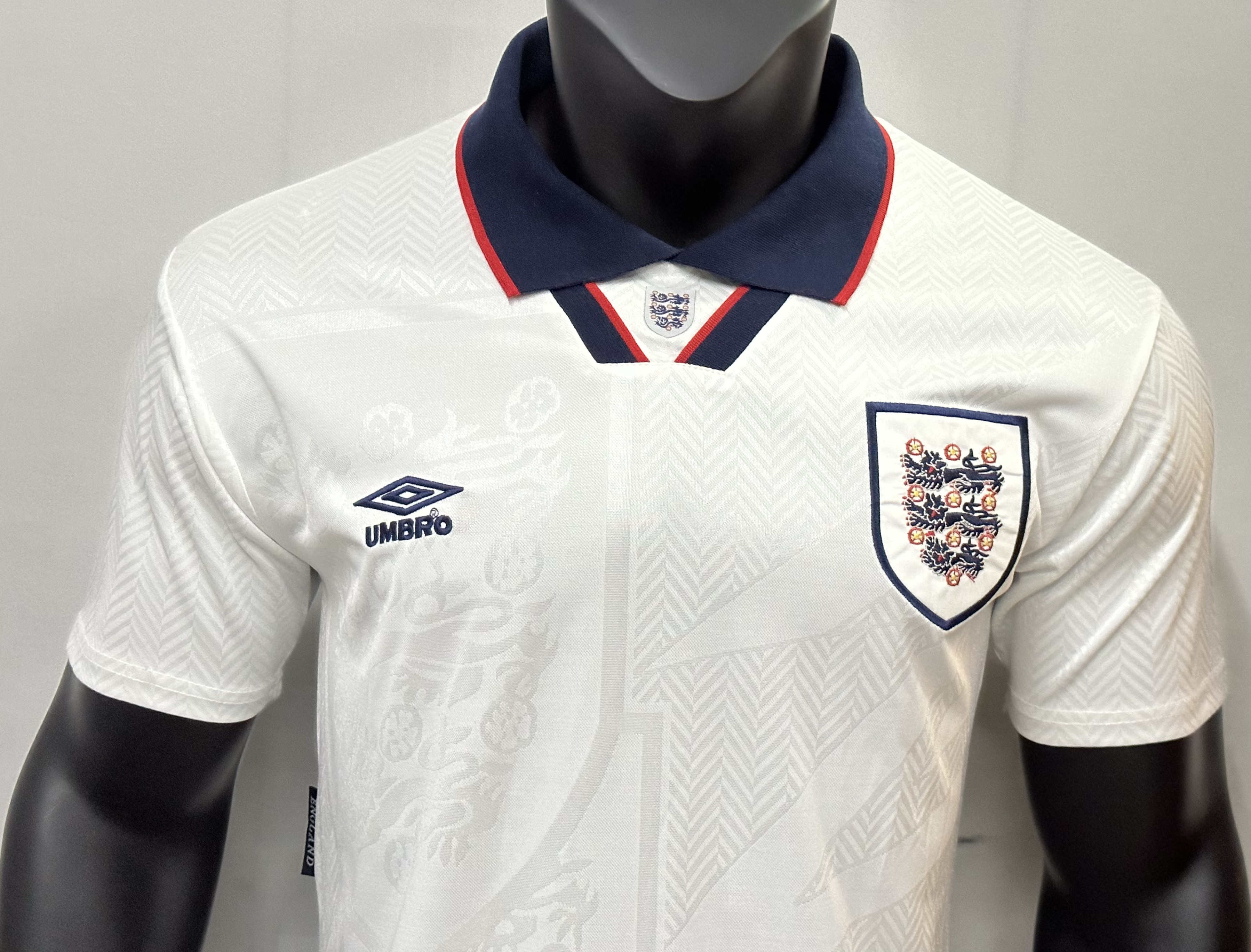 94/95    Retro  England home 1:1 Thai quality