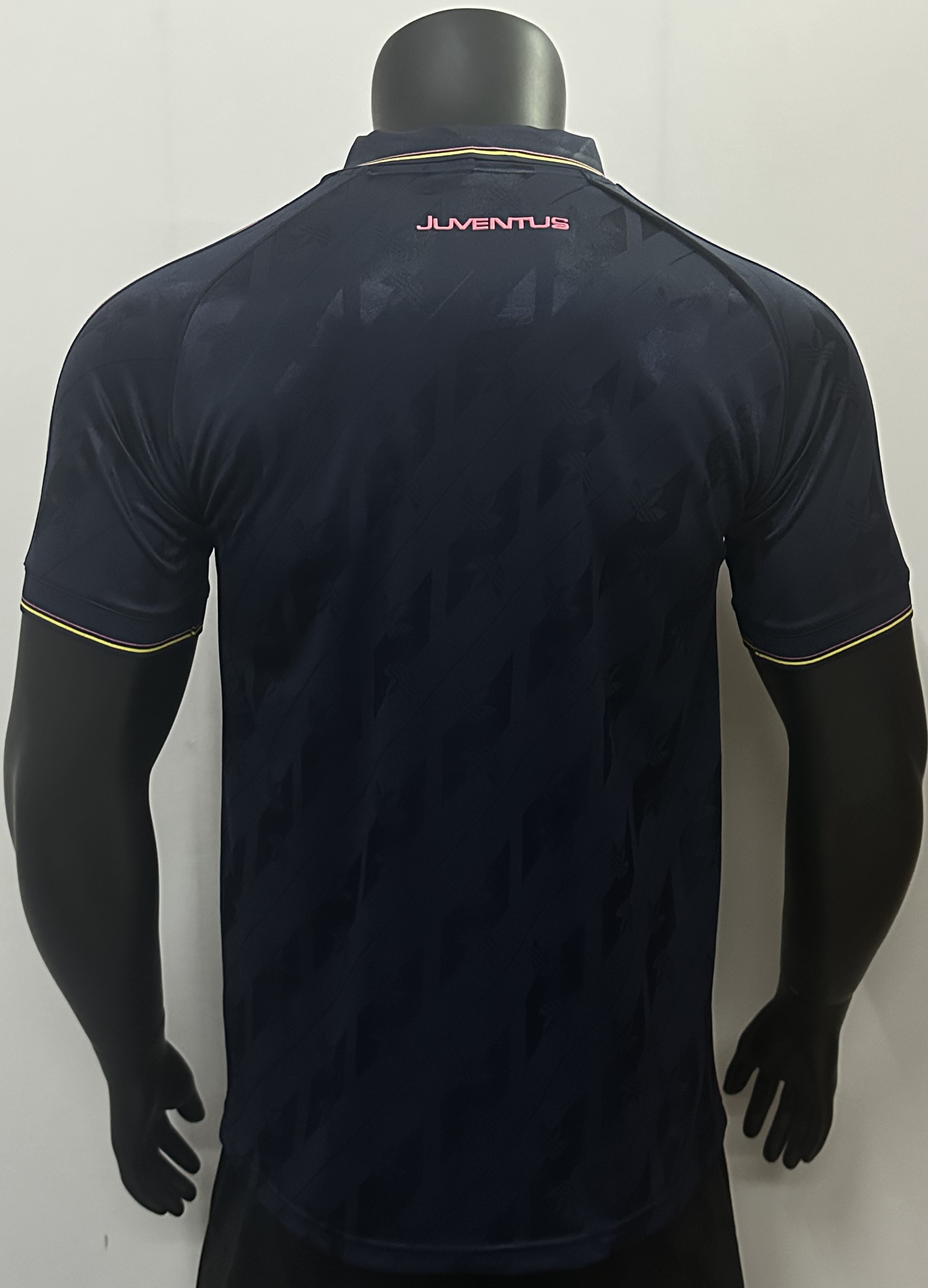 Retro  Juventus Casual 1:1 Thai quality