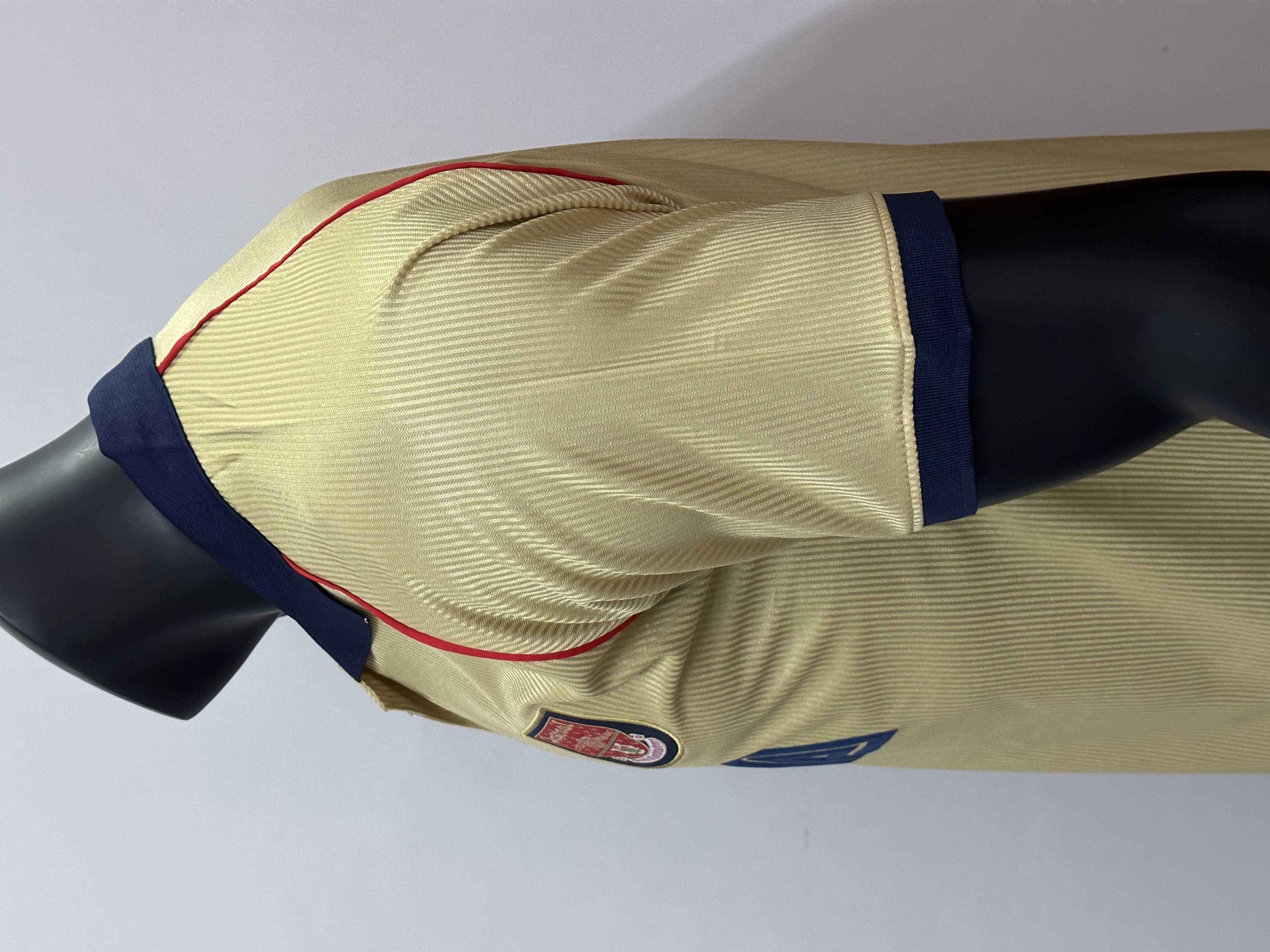 01/02  Retro   Arsenal away 1:1 Thai quality