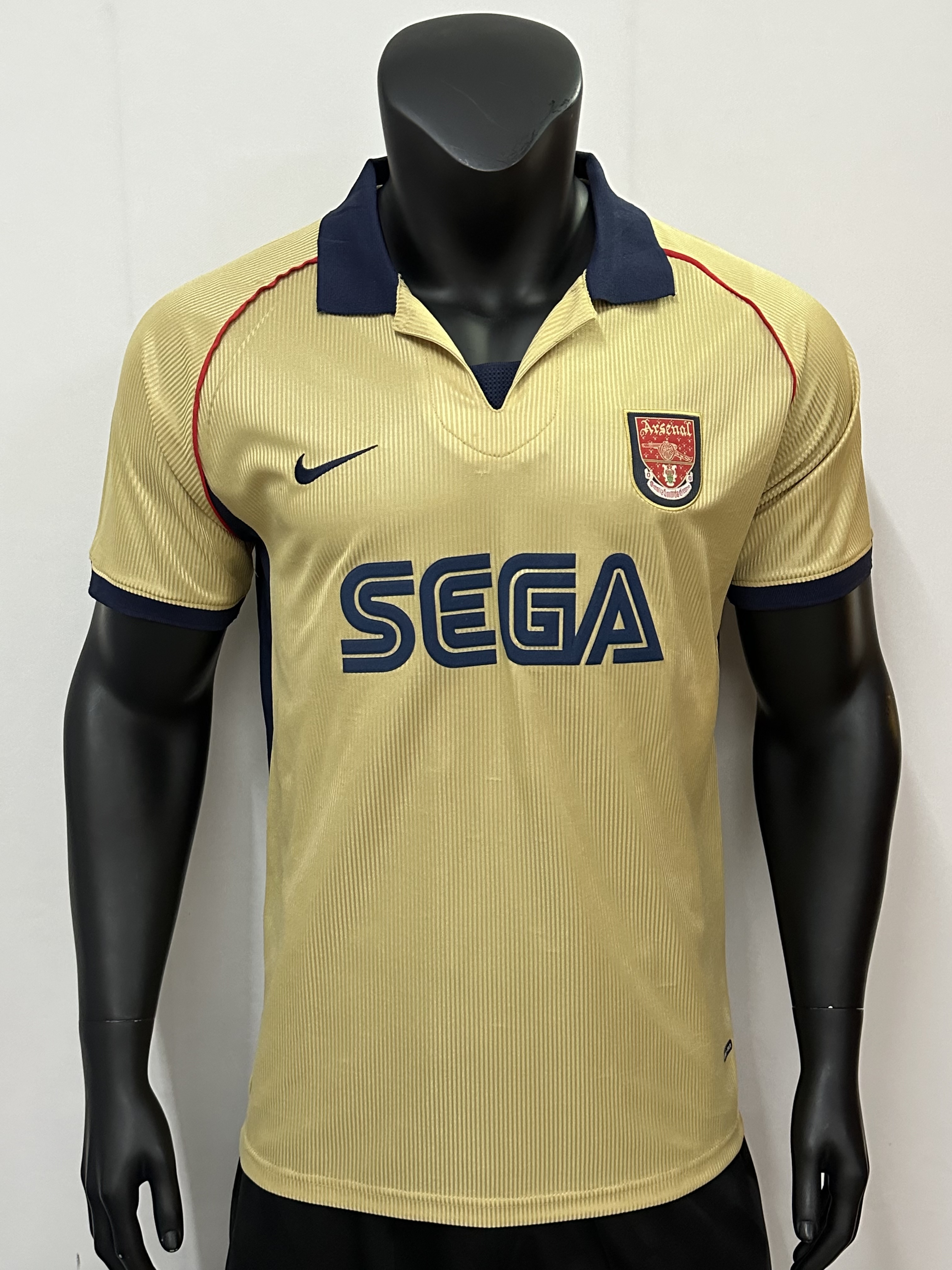 01/02  Retro   Arsenal away 1:1 Thai quality