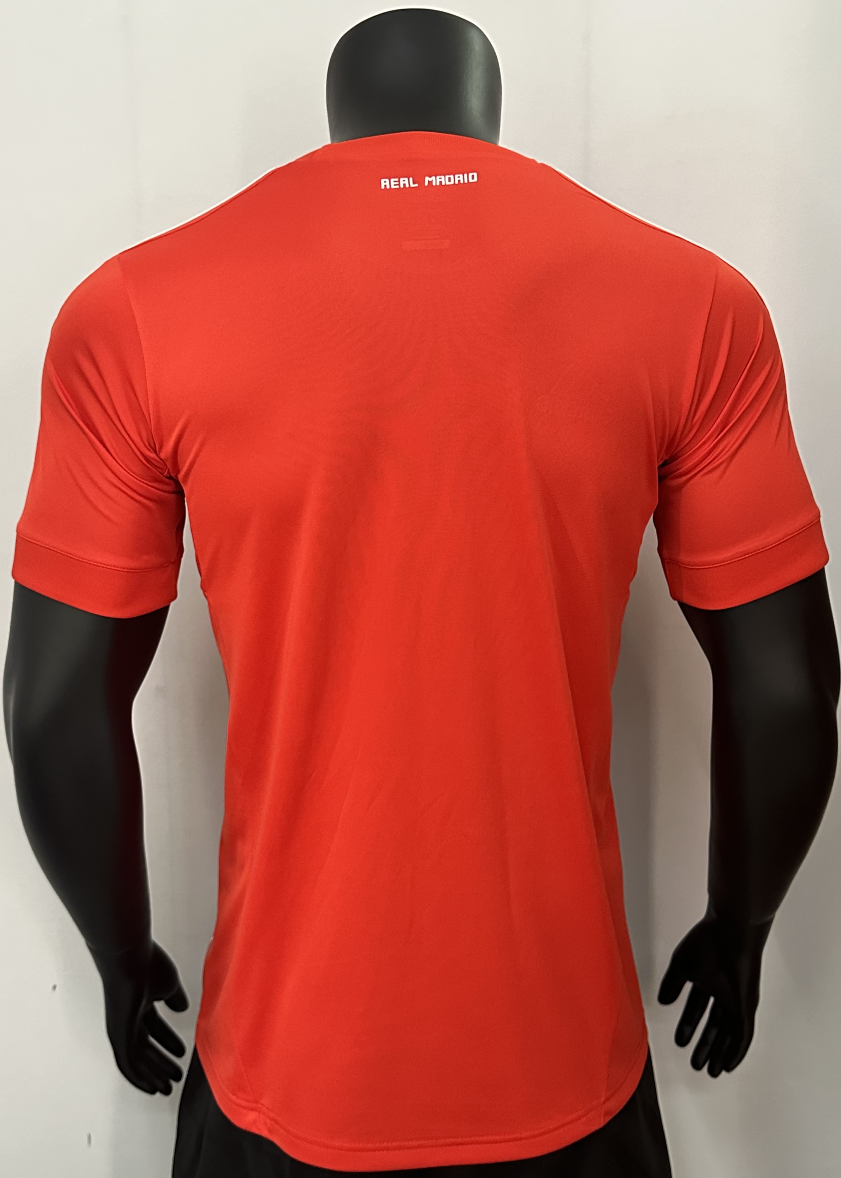 11/12  Retro  Real Madrid away 1:1 Thai quality
