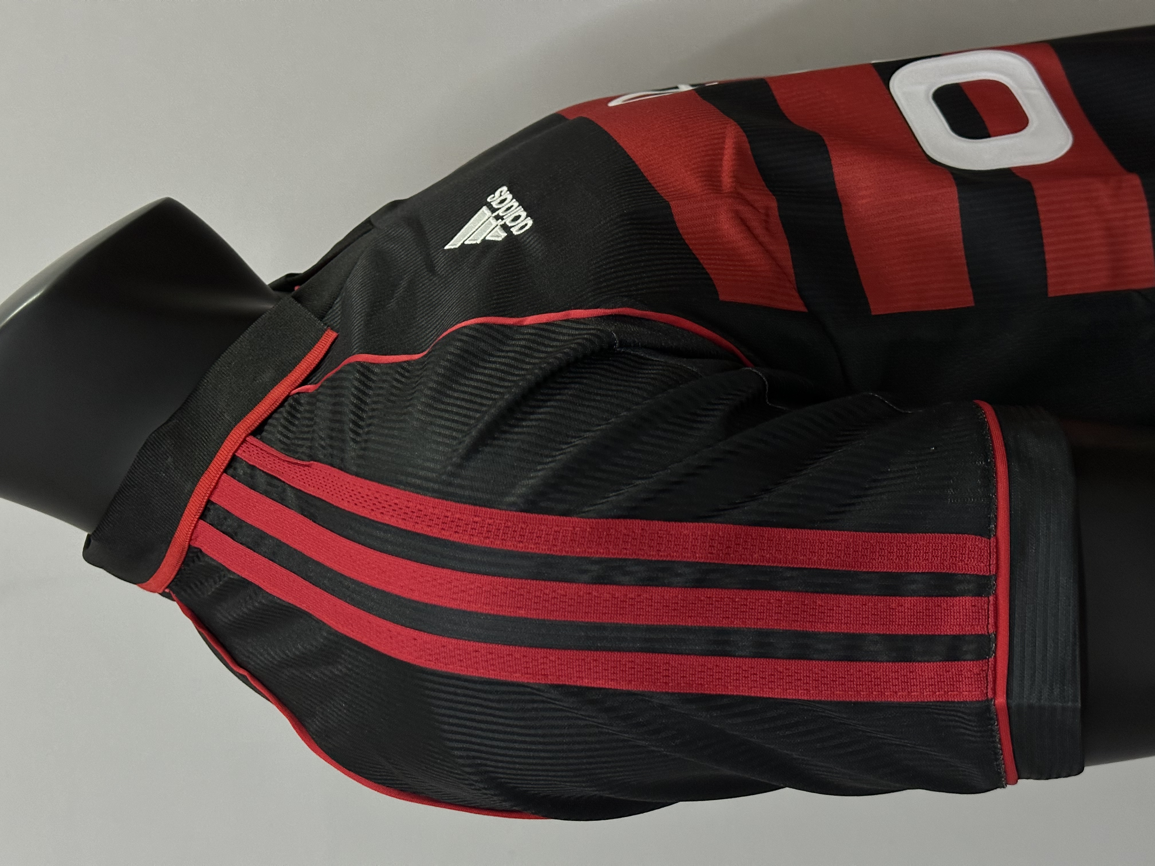 98/99  Retro AC Red and Black Away 1:1 Thai quality