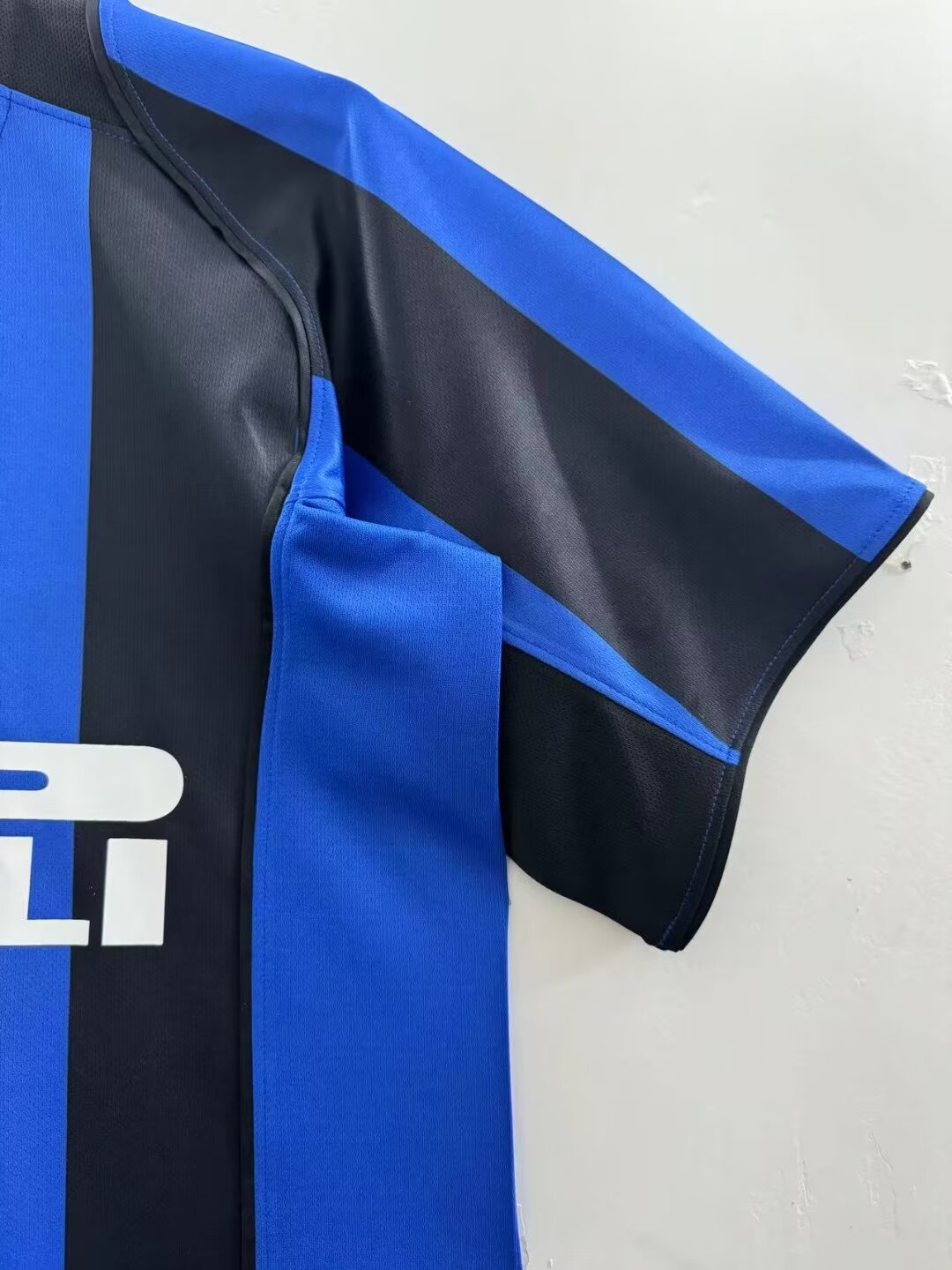 2004-05 Retro Inter Milan Home Football Jersey 1:1 Thai Quality