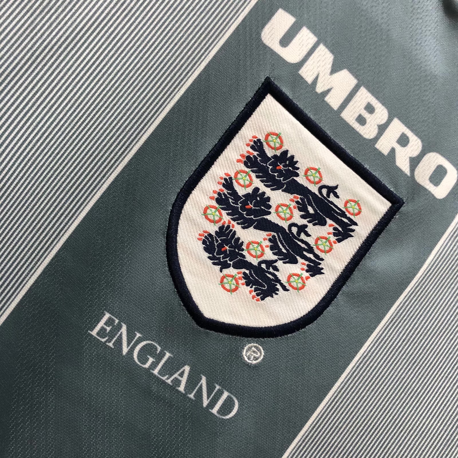 1996 Retro England Away Football Jersey 1:1 Thai Quality