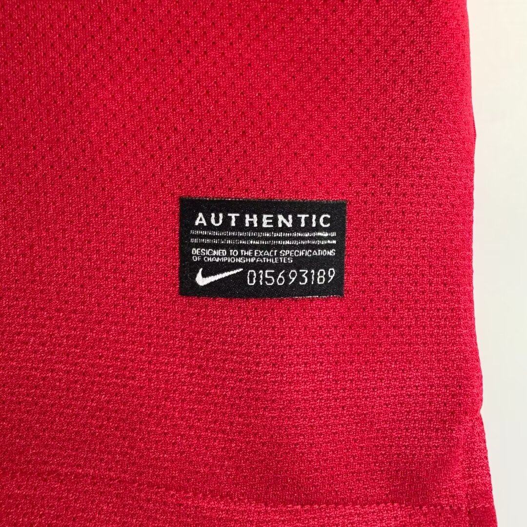 2010-11 Retro Manchester United Home Football Jersey 1:1 Thai Quality