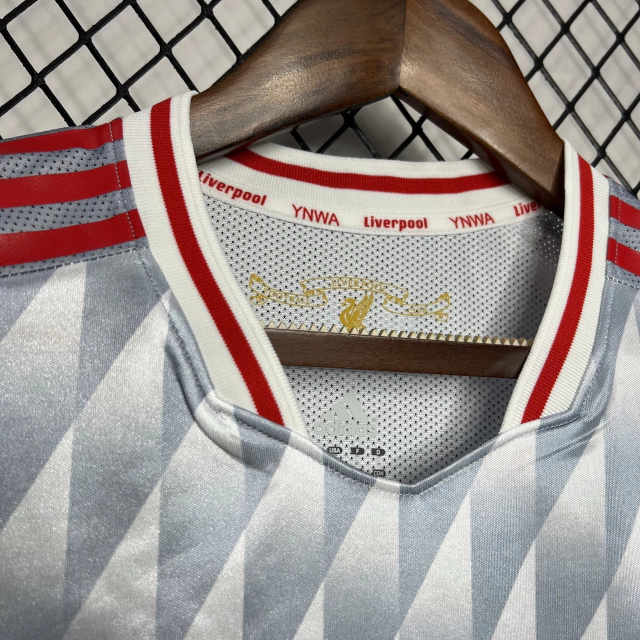 24/25 LFC x The Beatles Jersey 1:1 Thai Quality