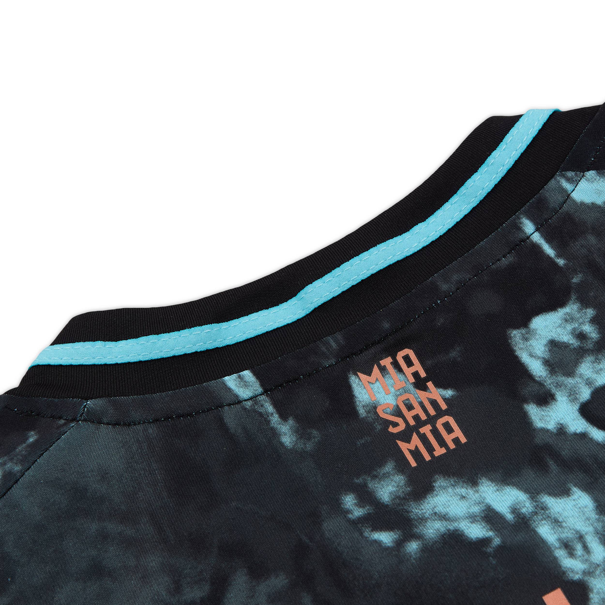 24/25 Bayern Away Kit Football Shirt  1:1 Thai Qualitys