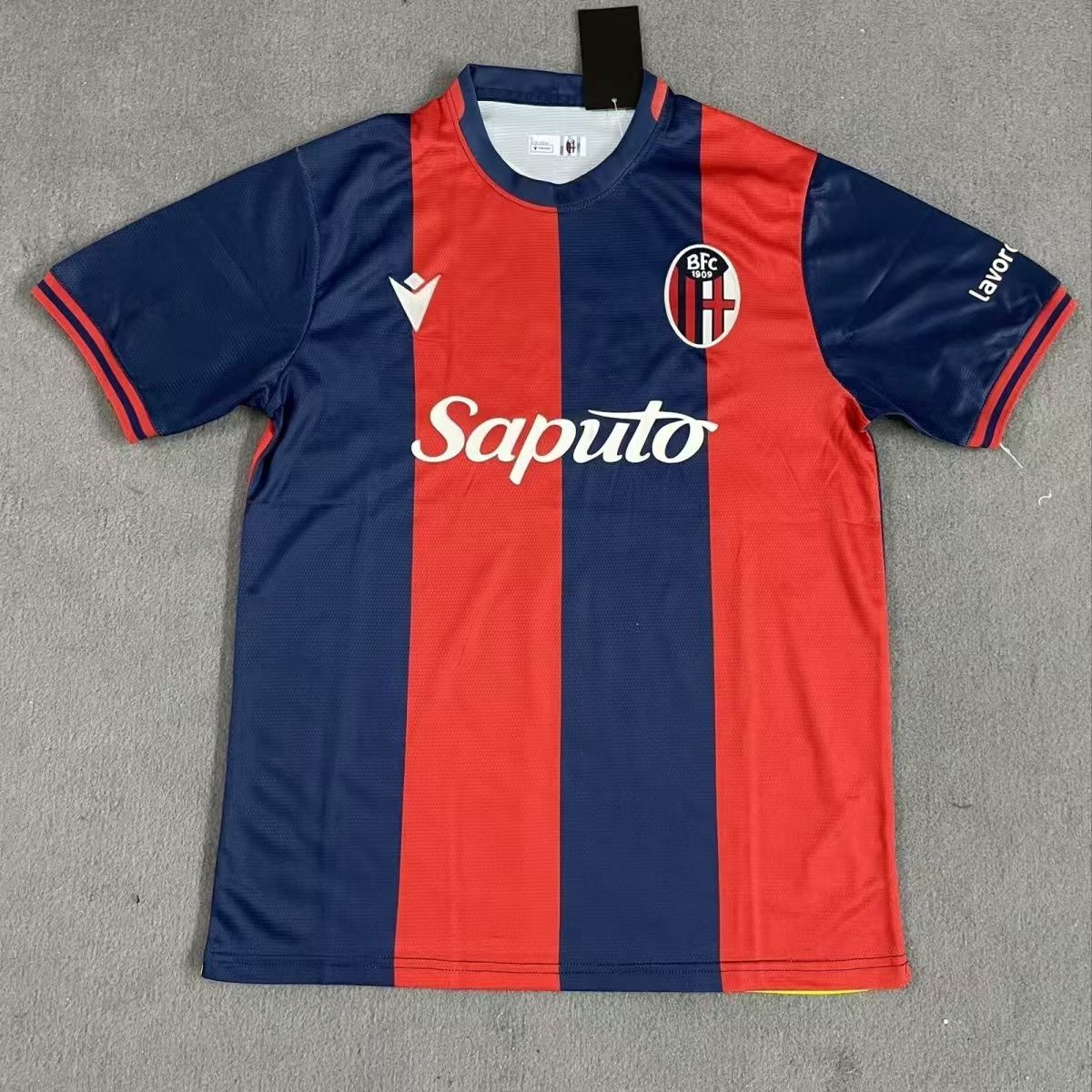 24/25 Bologna Home Football Shirt 1:1 Thai Quality
