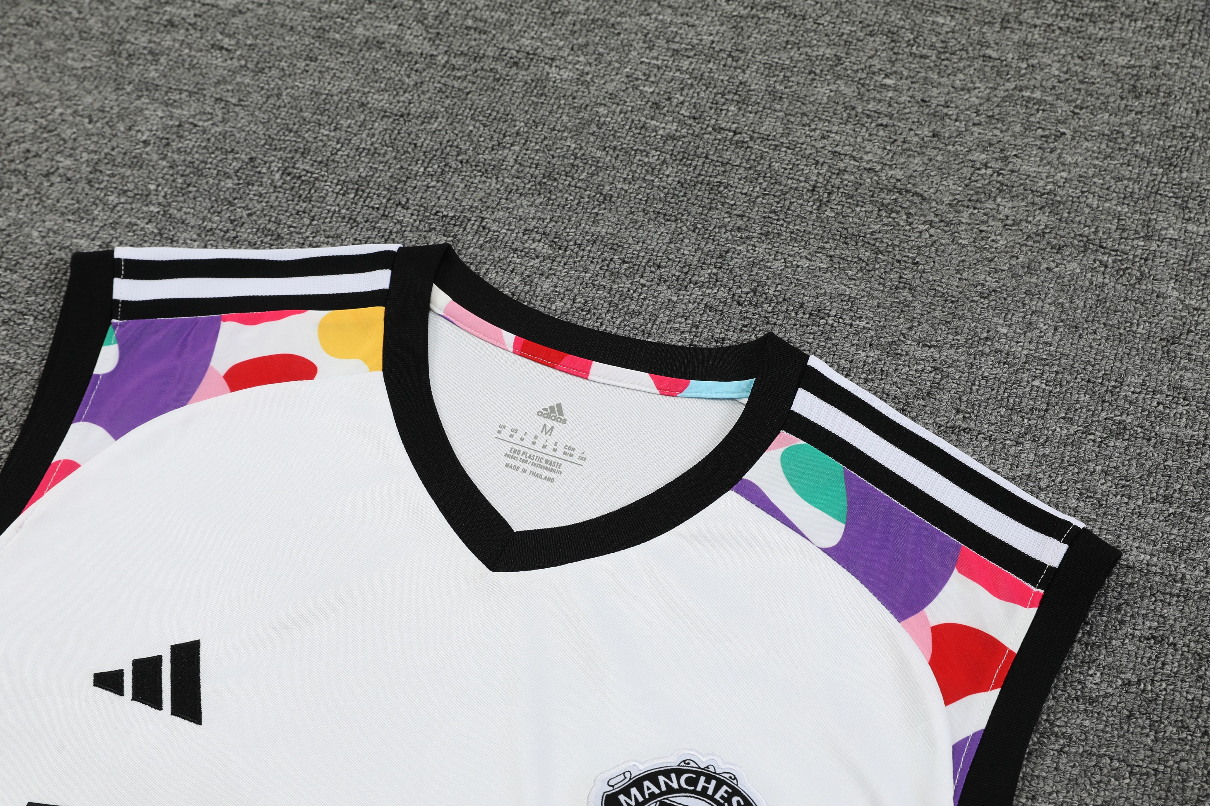24/25 Man Utd training tank top 1:1 Thai quality