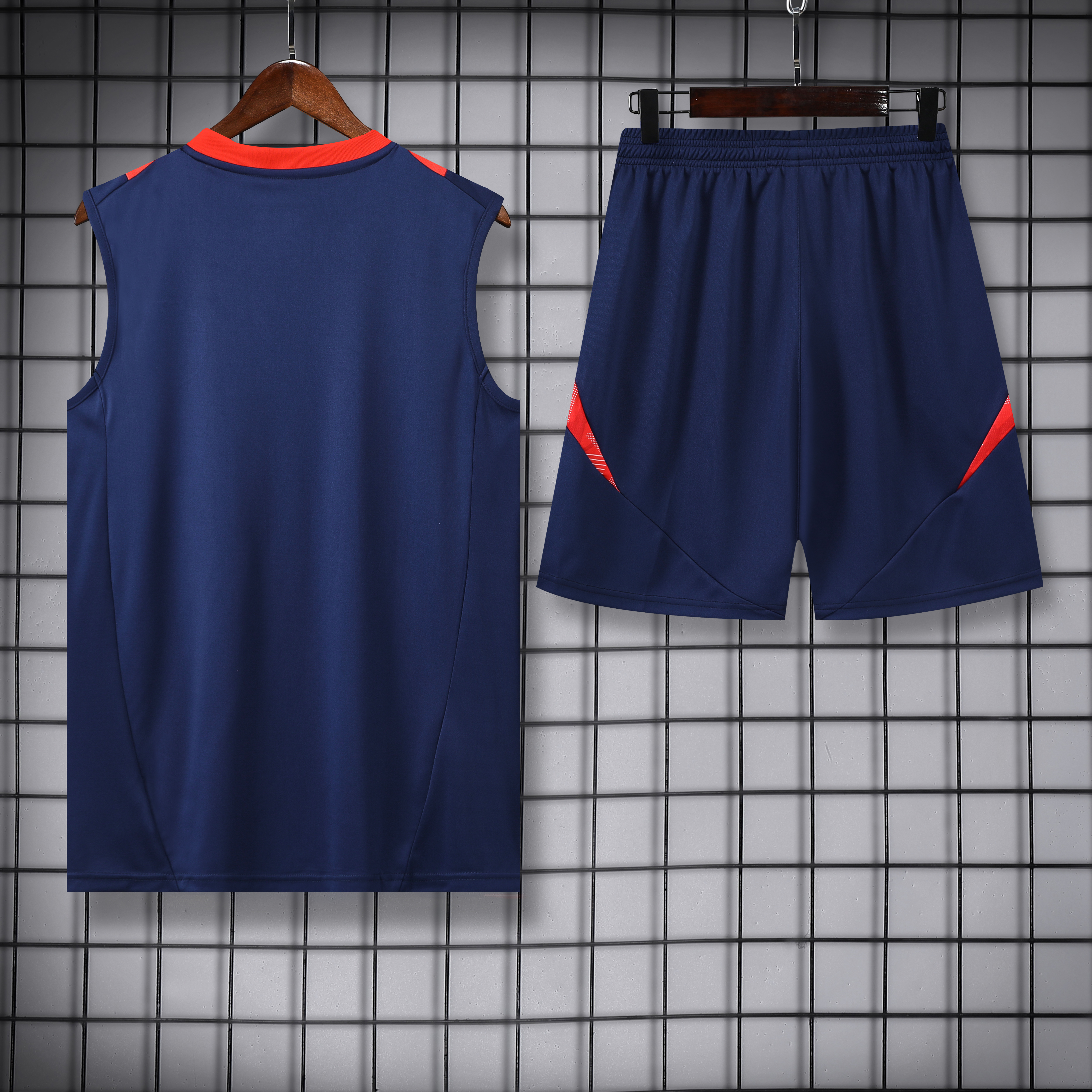 24/25 Man Utd training tank top 1:1 Thai quality