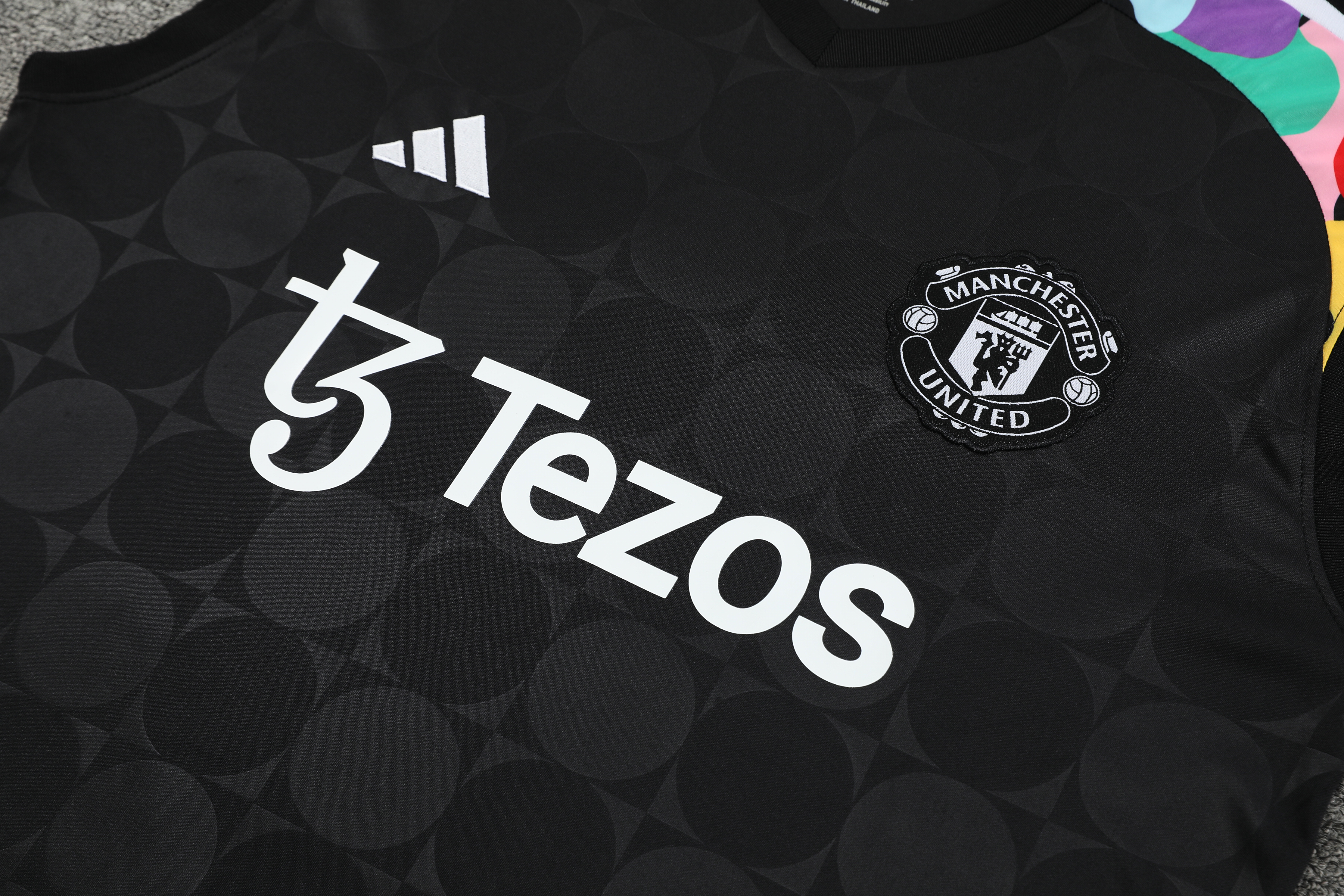 24/25 Man Utd training tank top 1:1 Thai quality