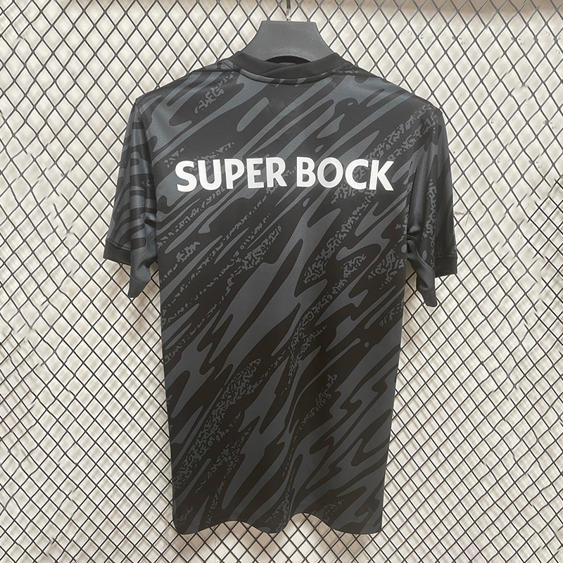 24/25 Sporting Lisbon Black Goalkeeper Jersey 1:1 Thai quality