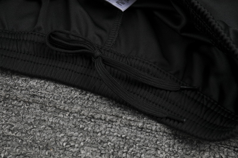24/25 Real Madrid black special edition half-pull training suit 1:1 Thai quality
