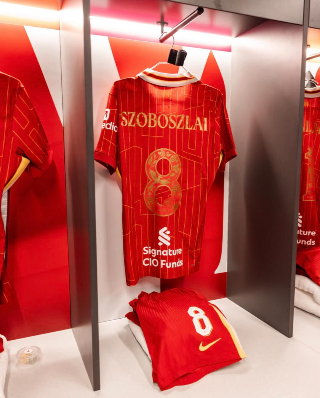 24/25 LFC Home Hong Kong Special EditionJersey 1:1 Thai Quality