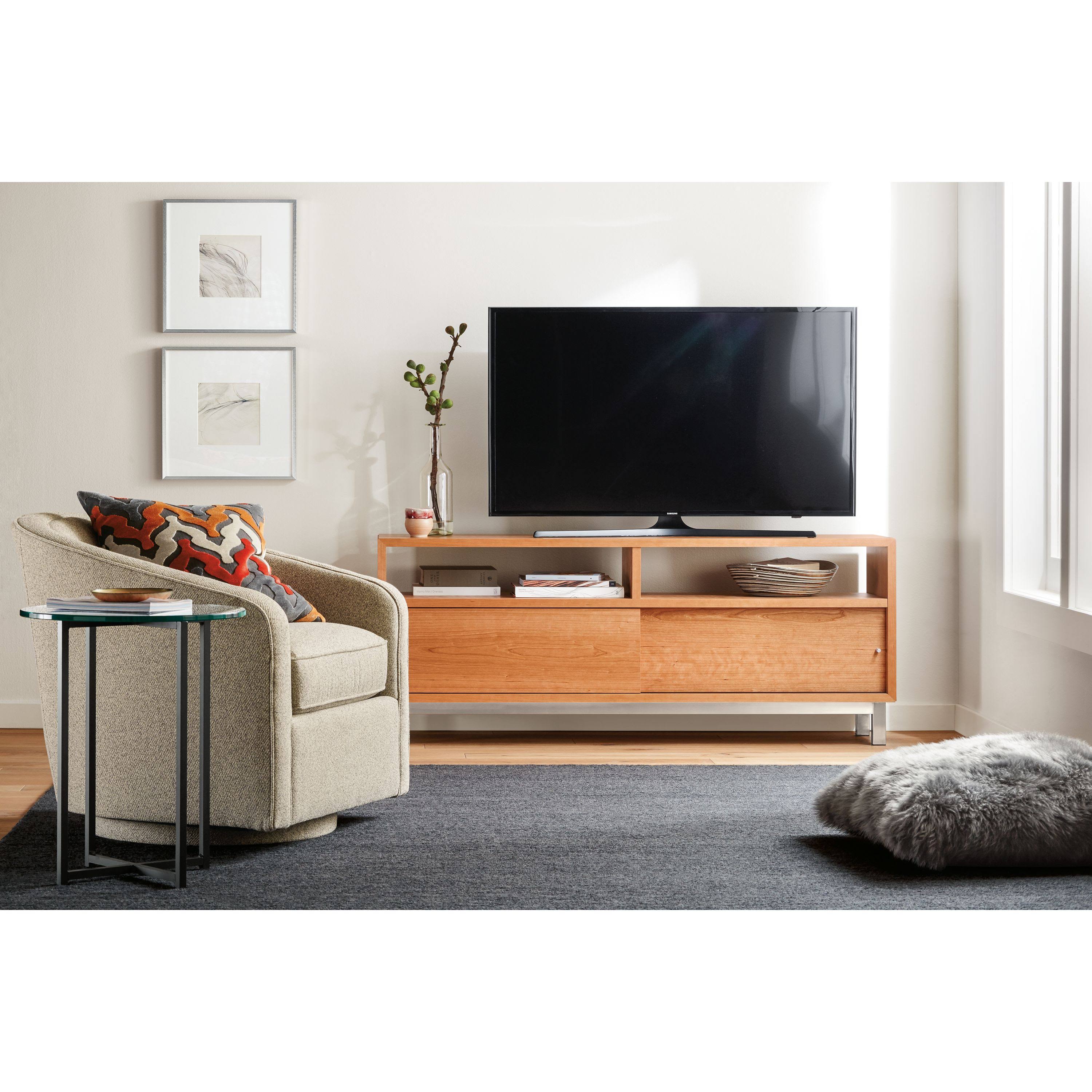 Room u0026 Board | Modern Classic Round End Table in Recycled Natural Steel 18 Diameter 22H in White | Marbled White Quartz Top