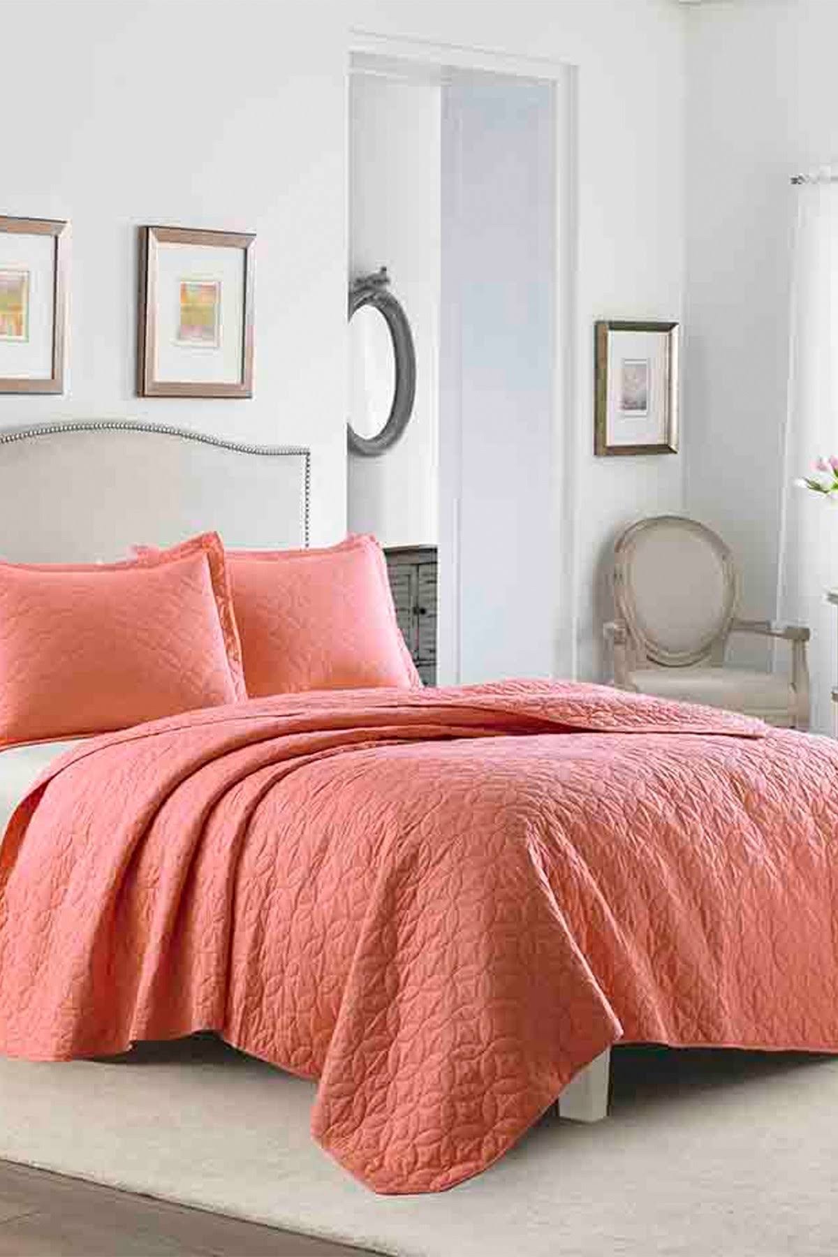 Laura Ashley Solid Quilt Set - Coral - King