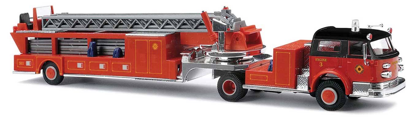 Busch - 1968 American-LaFrance Fire Hook and Ladder Truck with Closed Cab - Assembled - Fire Department (Red, Black) - 189-46019