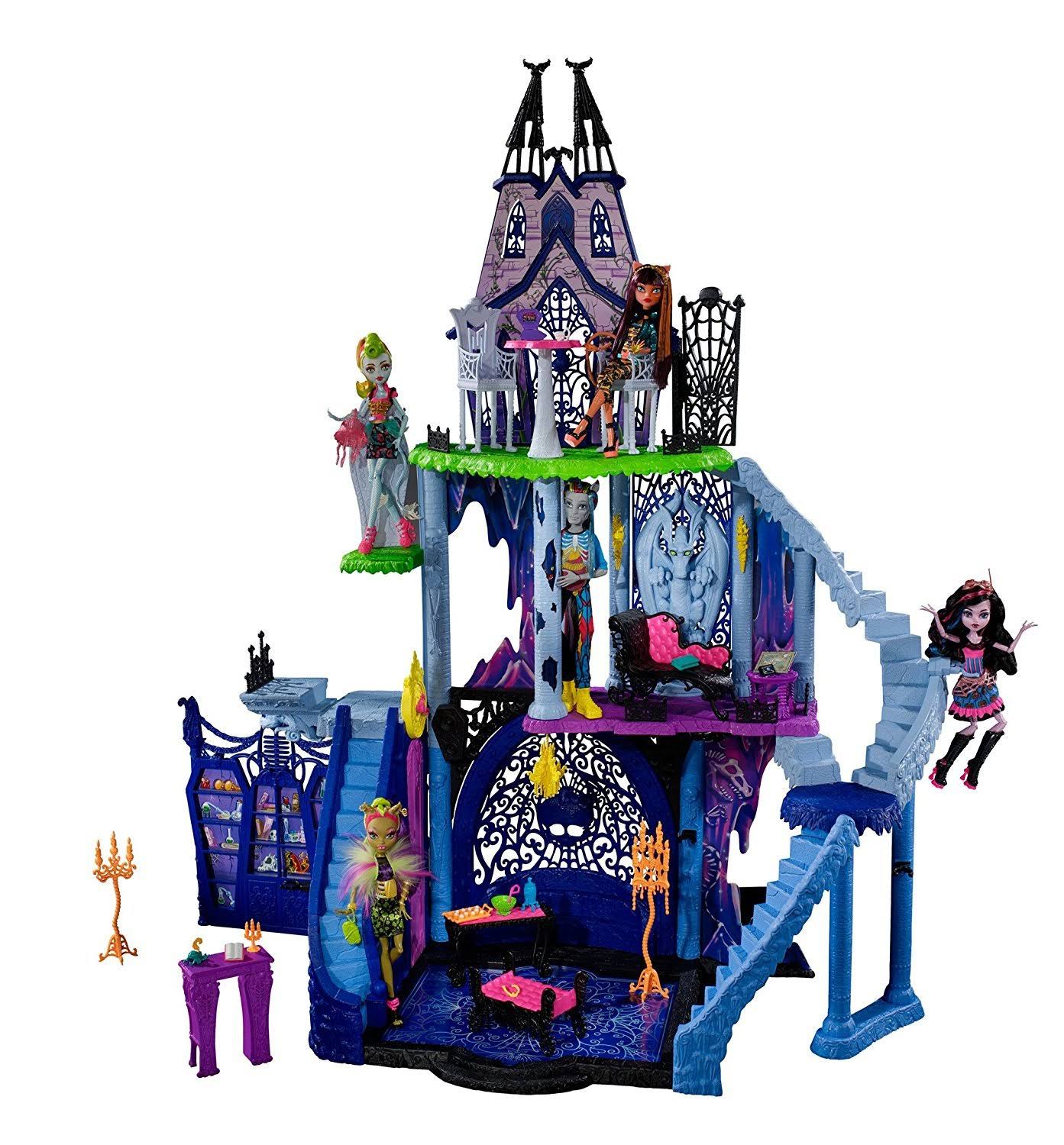 Monster High Freaky Fusion Catacombs Playset