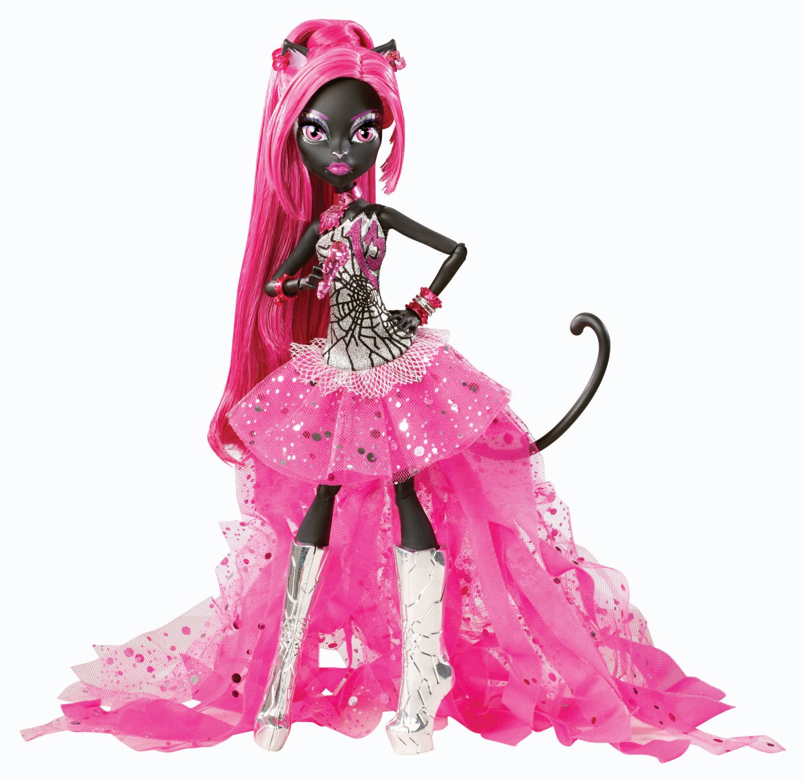 Monster High Catty Noir Doll &BGG73 - Dolls u0026 Accessories