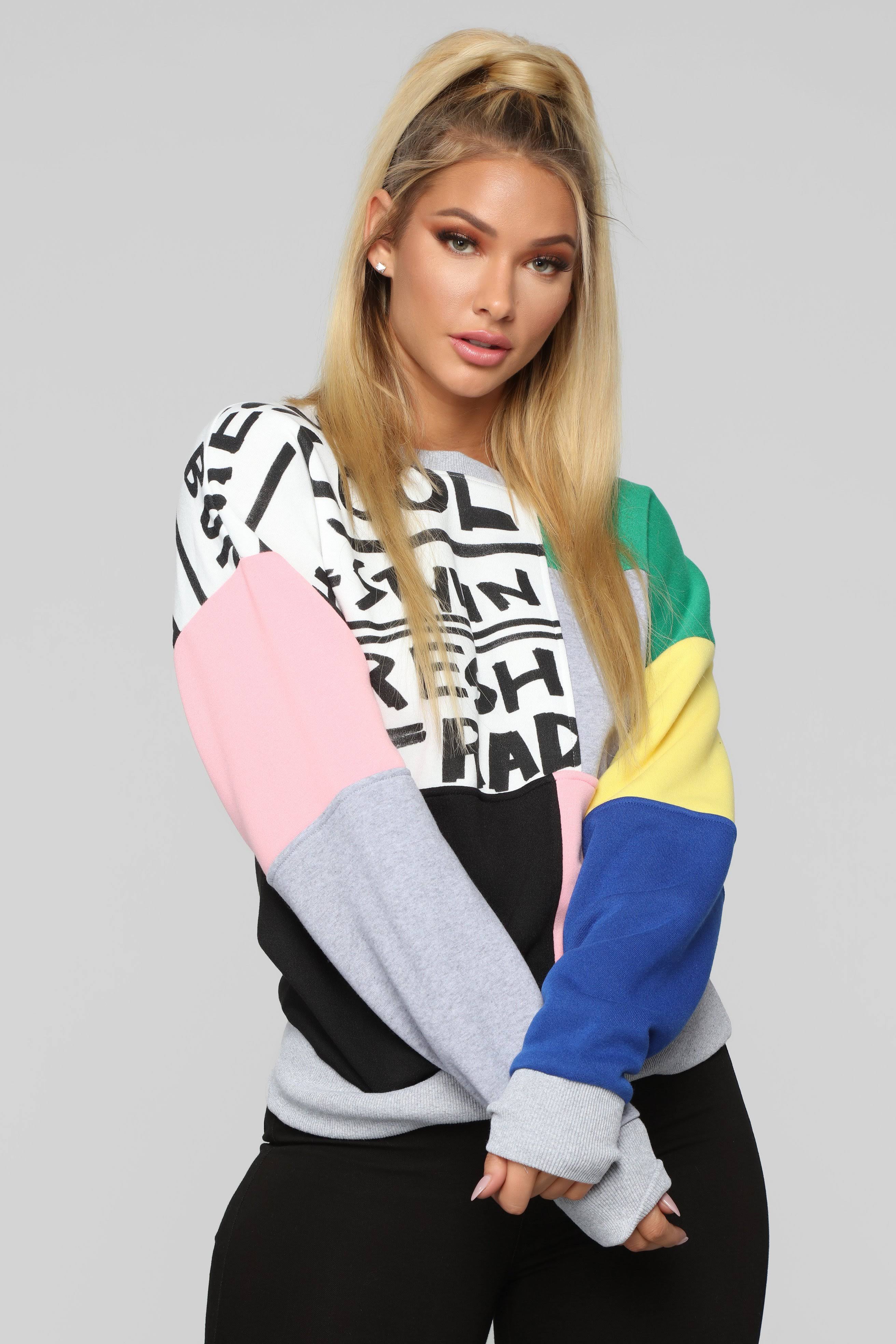 Womens Written on The Walls Sweatshirt in Multi Size 1x by Fashion Nova