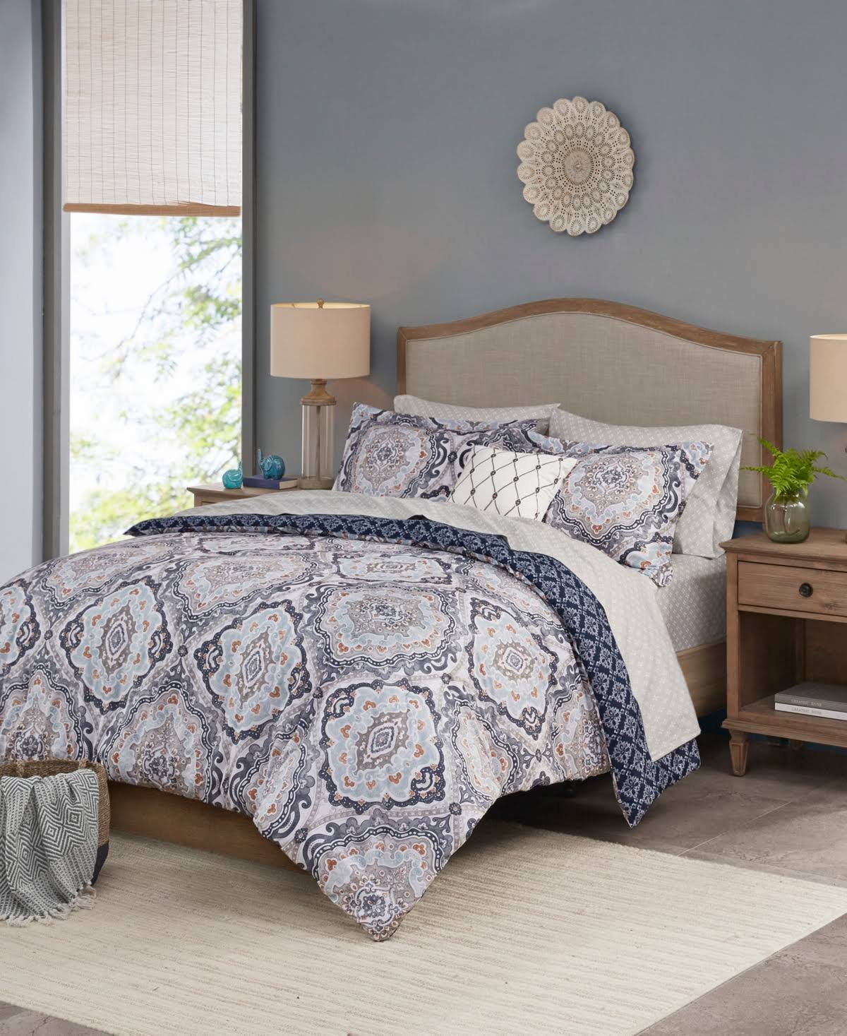 Madison Park Titus King Navy Reversible Complete Bedding Set