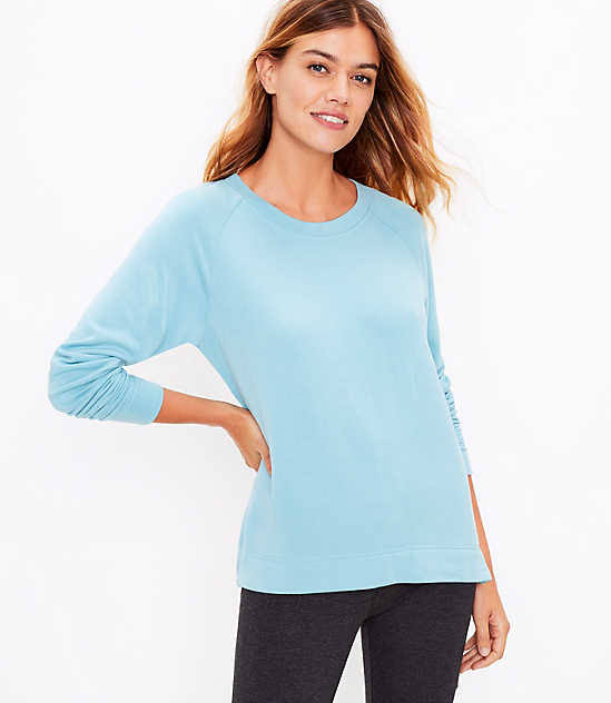 Lou u0026 Grey Petite Signature Softblend Sweatshirt Size Medium Gulf Waters Women's