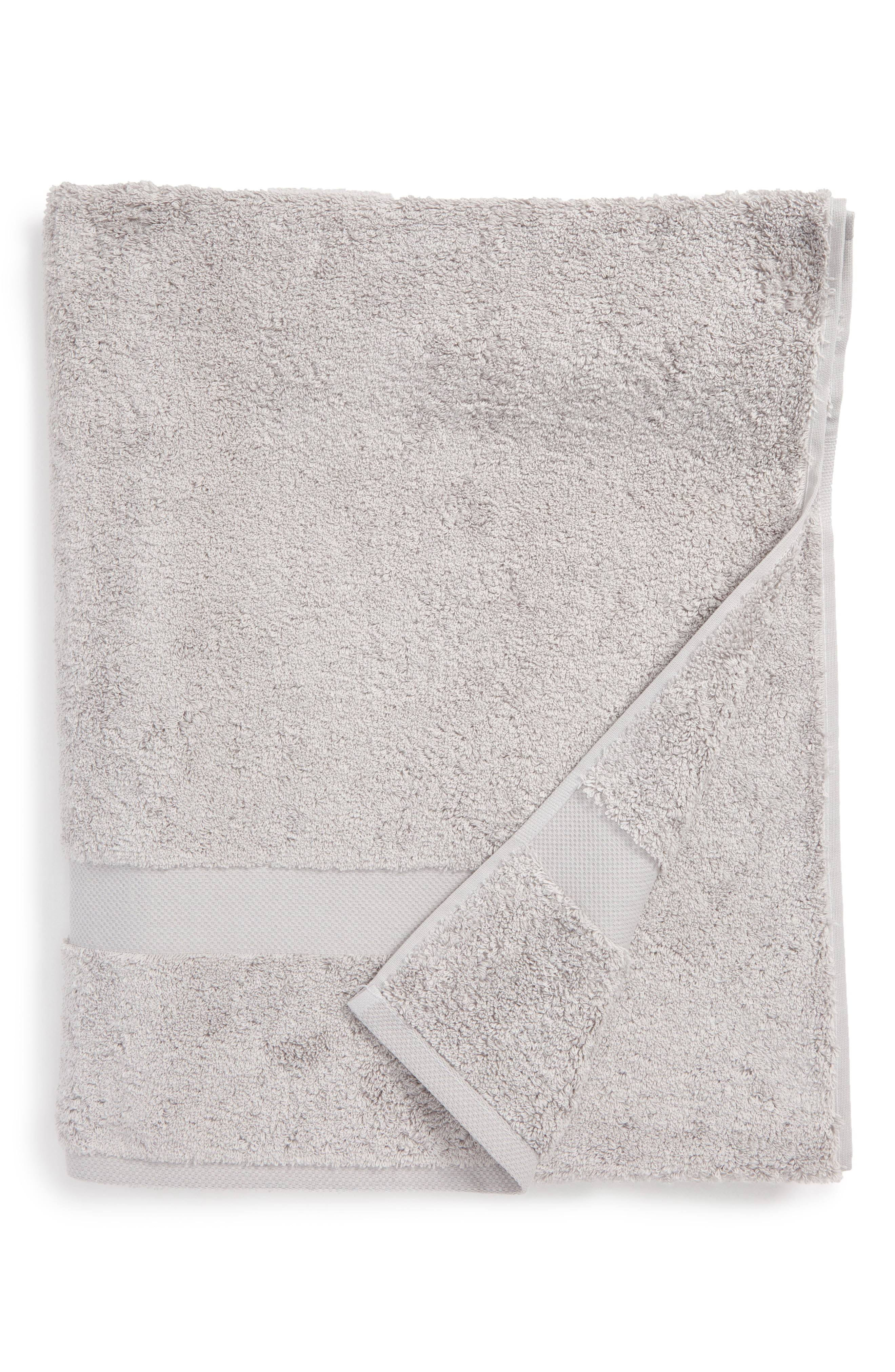Matouk Lotus Bath Towel Smoke