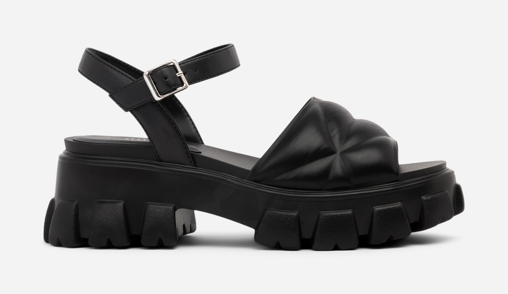 ATTITUDE, Sandaler med remmar