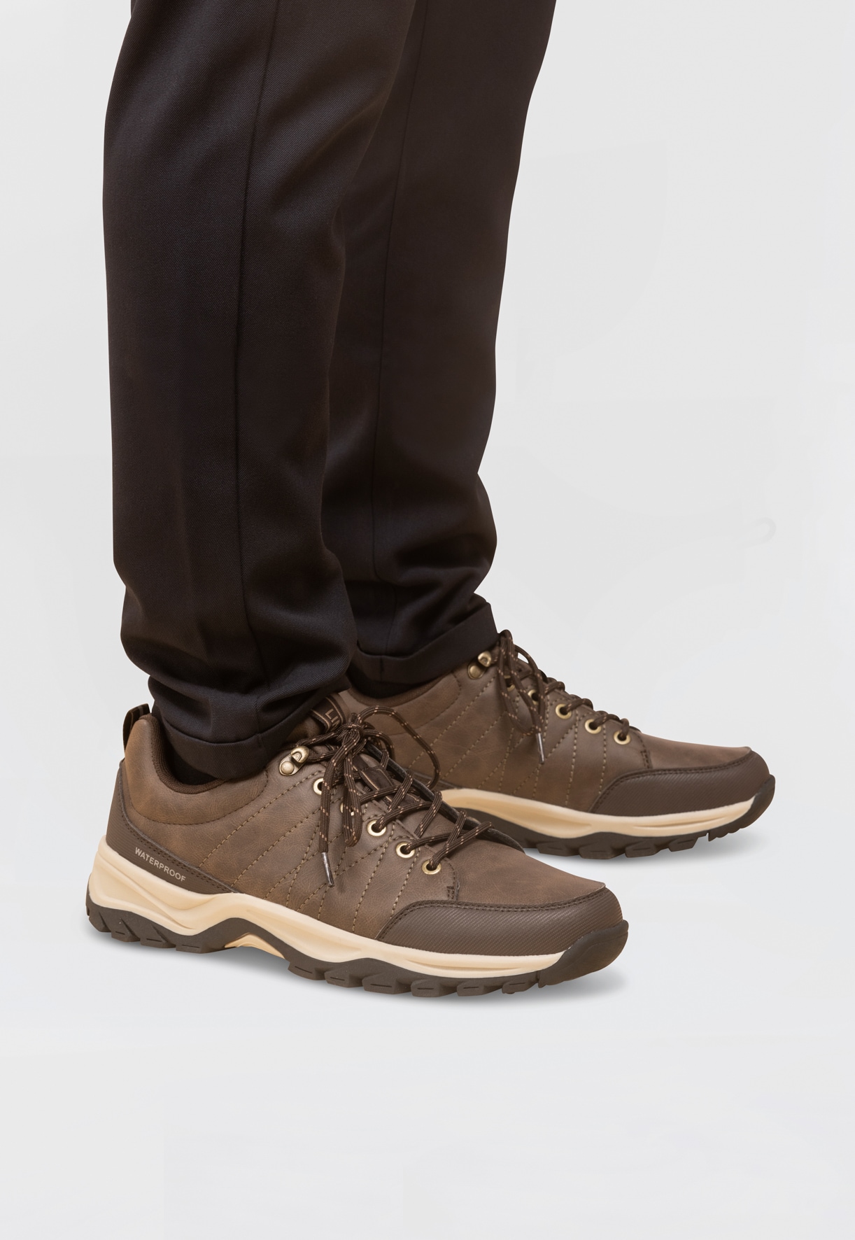 LINEAR, Trekkingskor