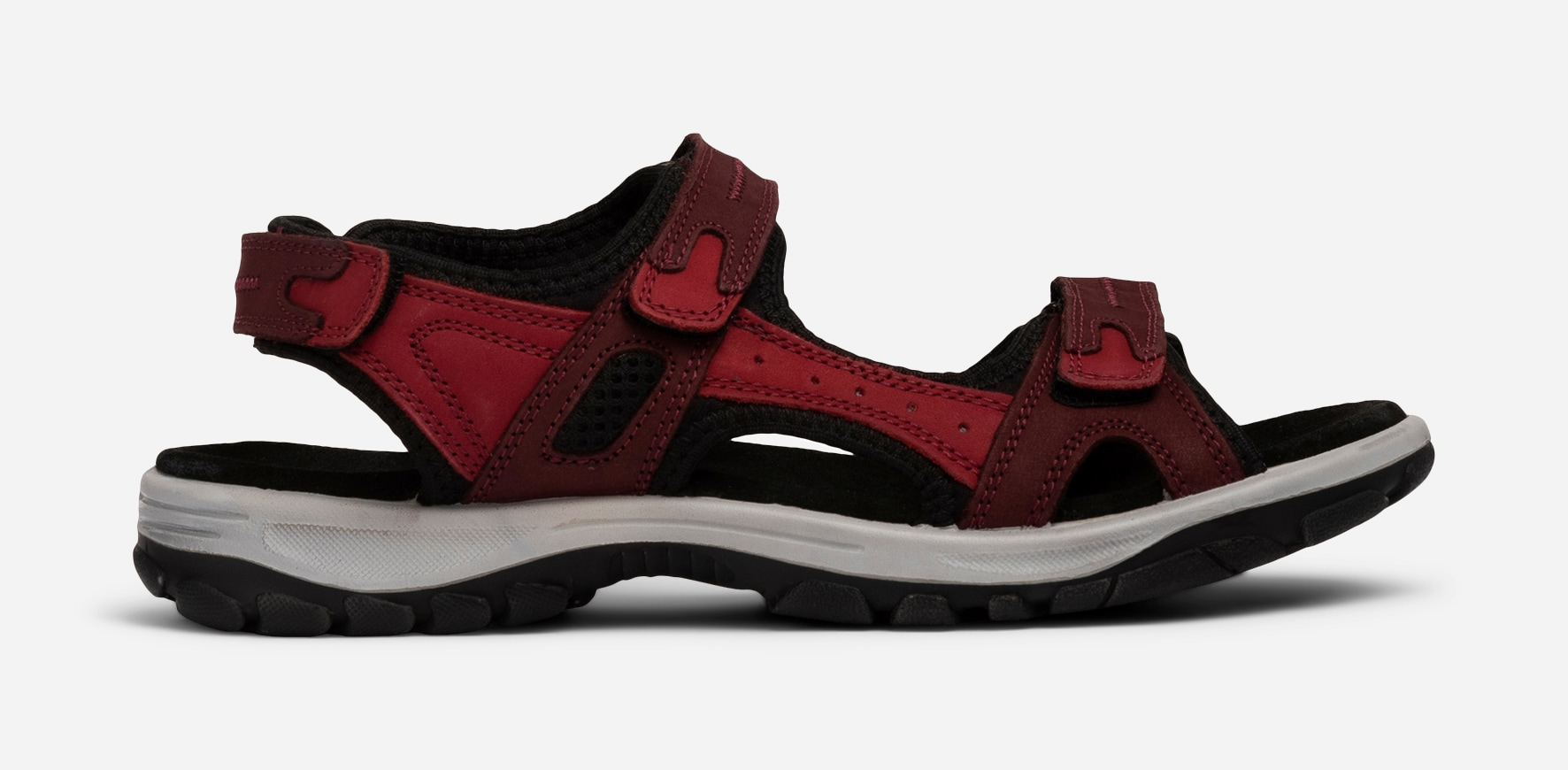 LINEAR, Sandaler med remmar