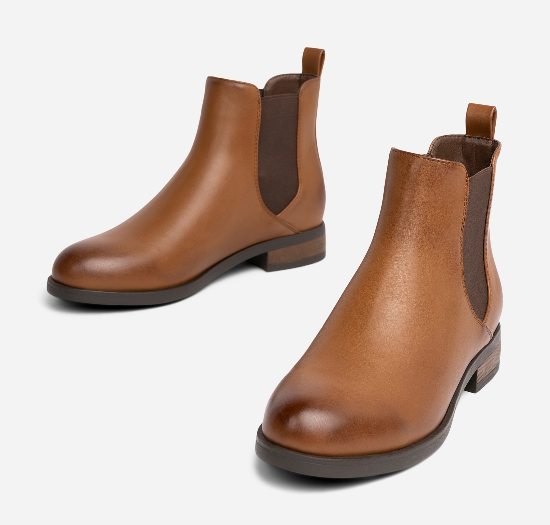 SO ALL, Chelseaboots