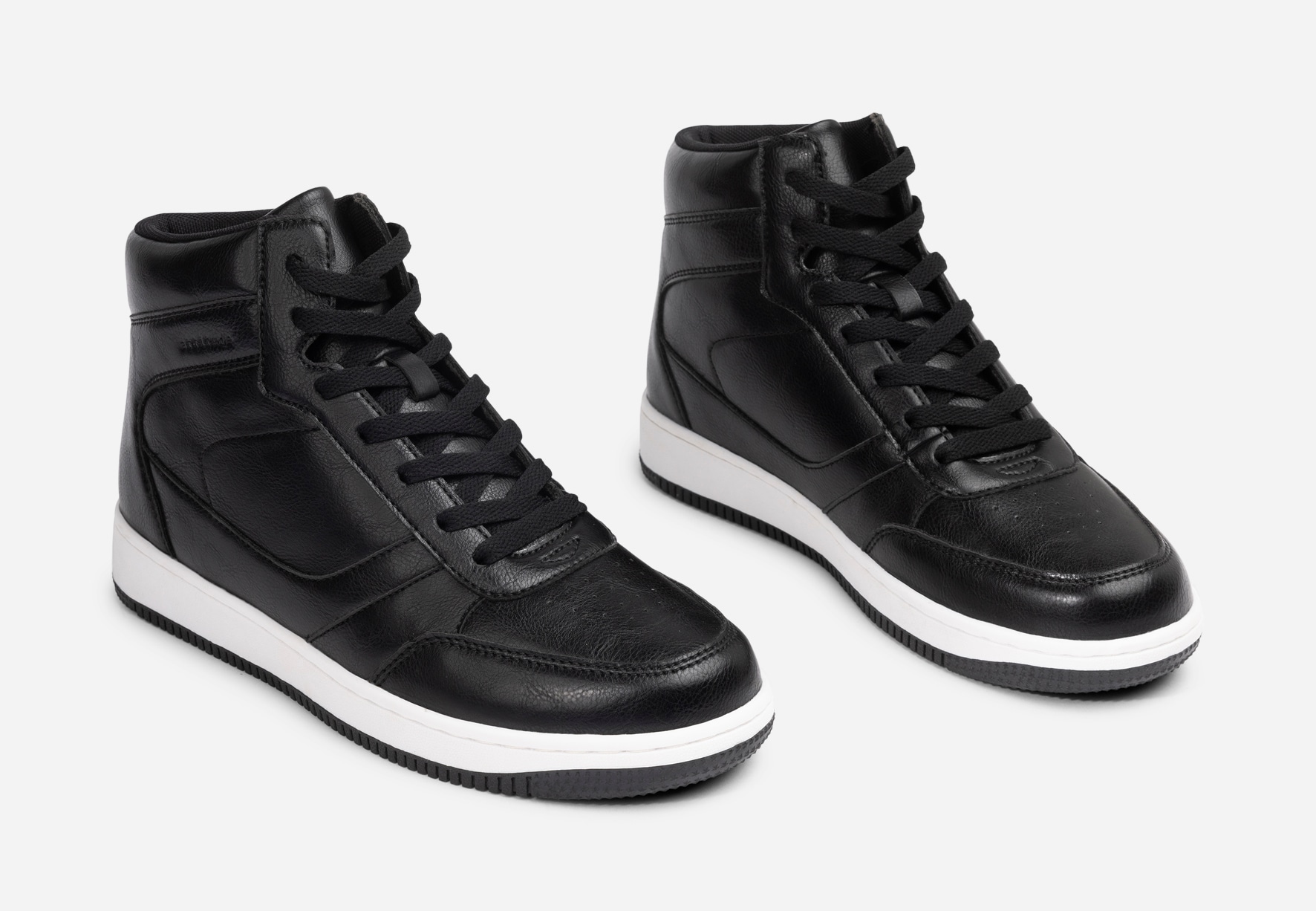 ATTITUDE, Höga sneakers