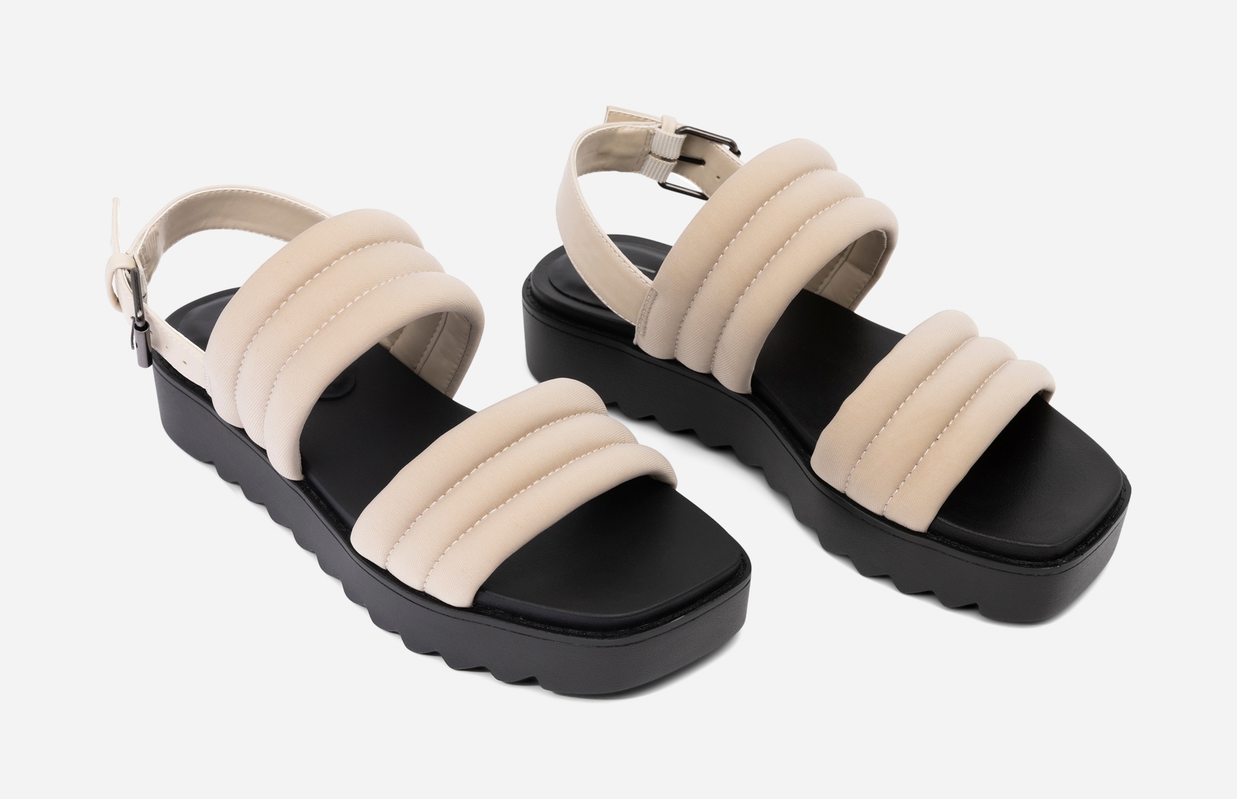 XIT, Sandaler med remmar