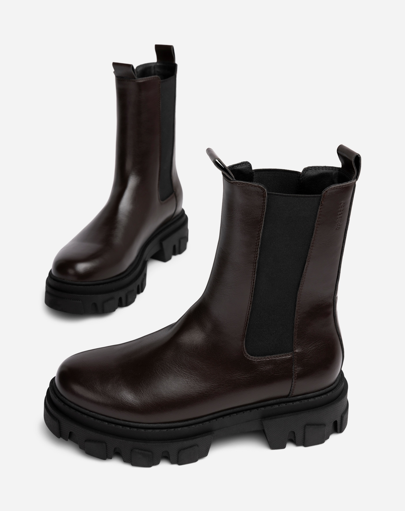 ATTITUDE, Chelseaboots