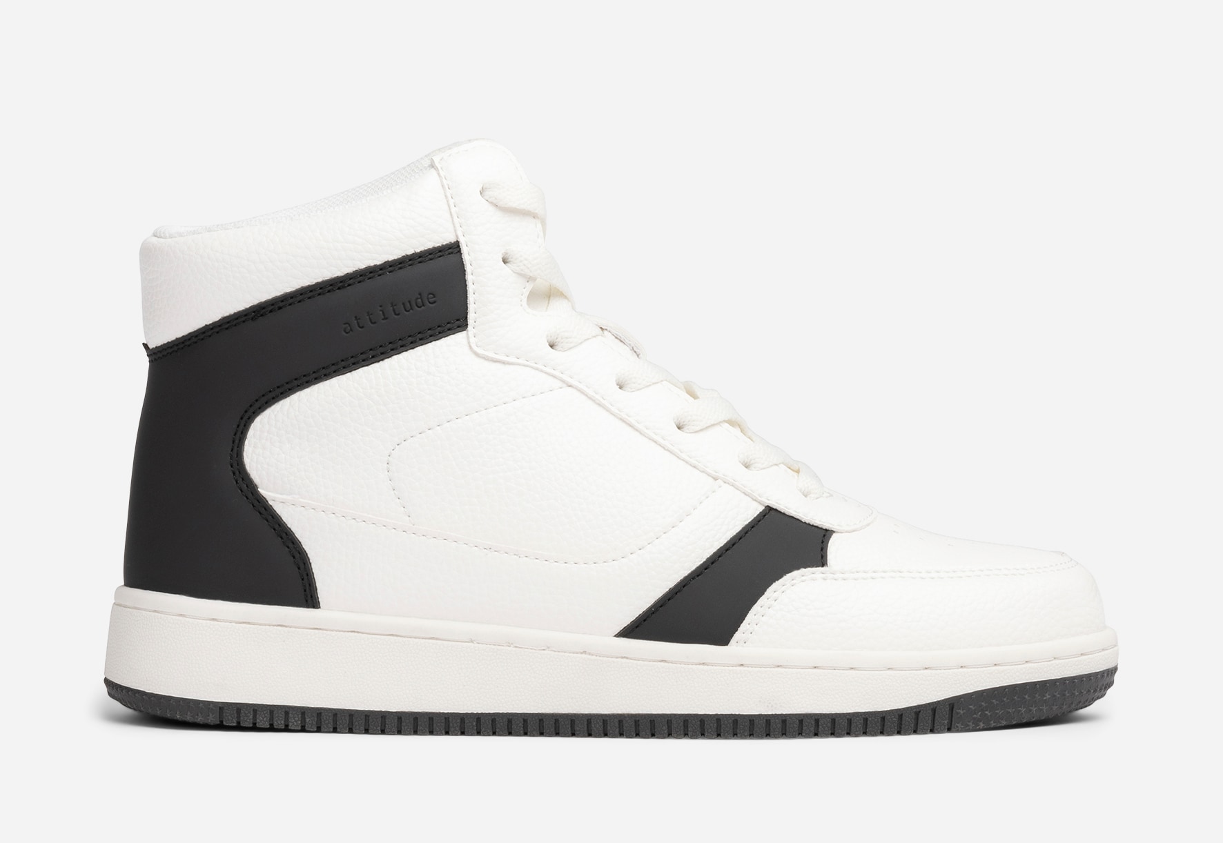 ATTITUDE, Höga sneakers