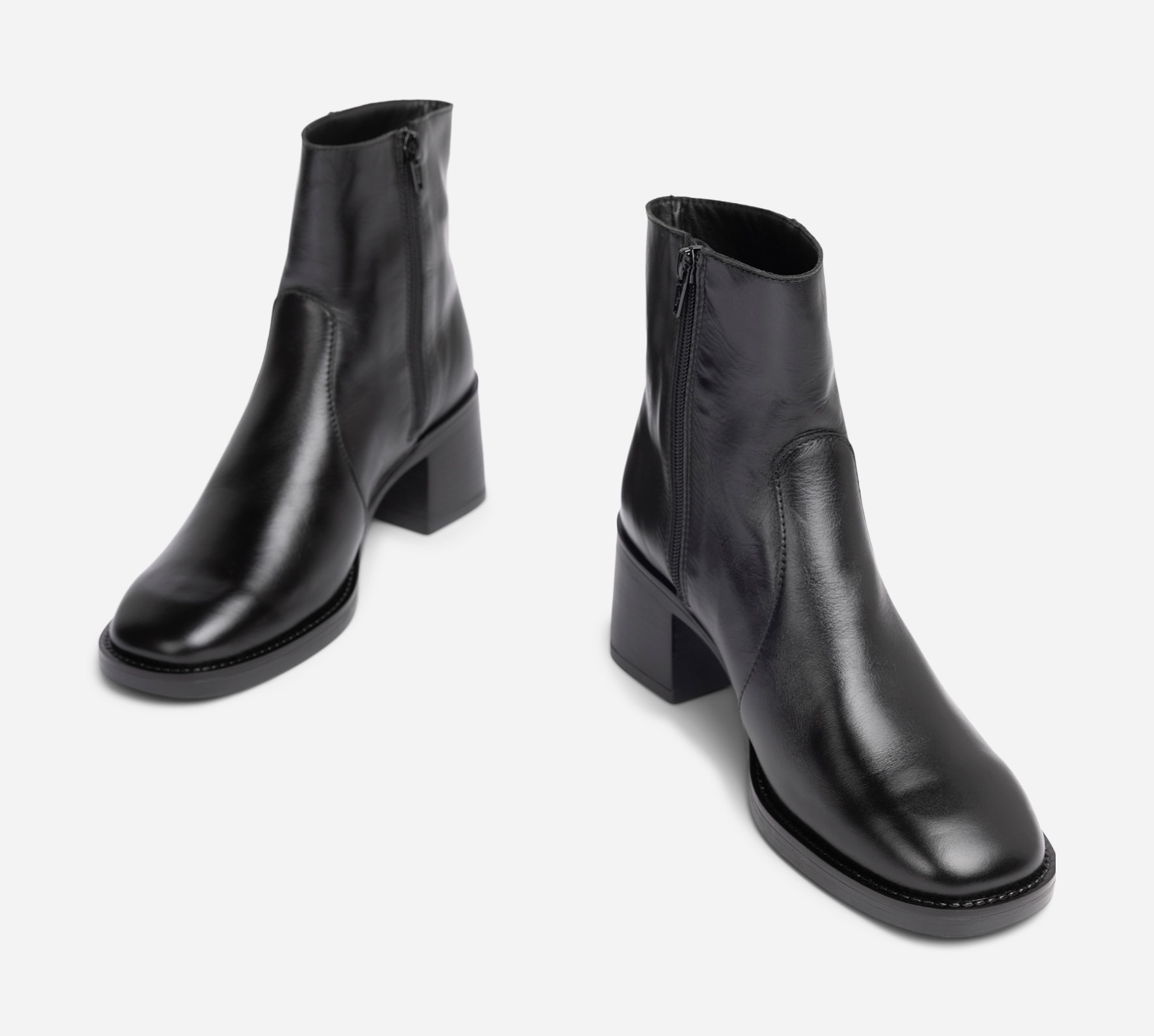 PACE, Boots med dragkedja