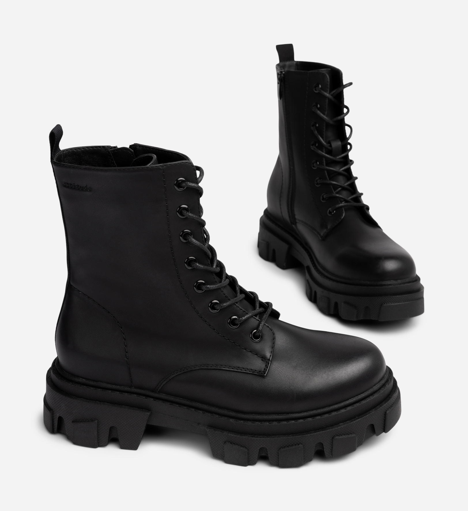 ATTITUDE, Varmfodrade boots med snörning