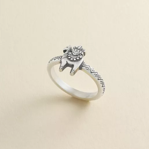 Llama Ring