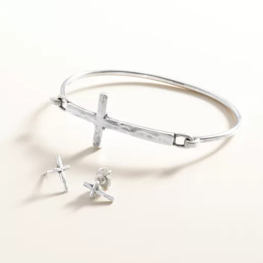 Horizon Cross Hook-On Bracelet