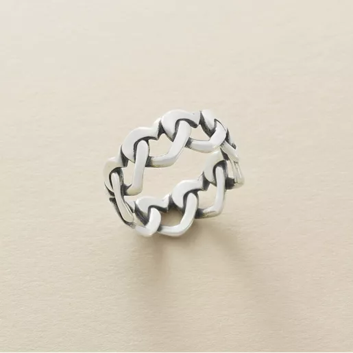 Chain of Hearts Ring