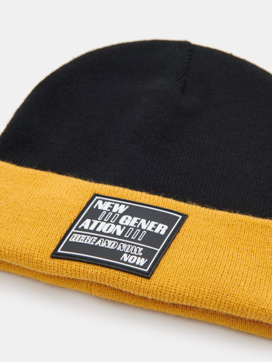 Czapka beanie Kolor czarny  6963F-99X