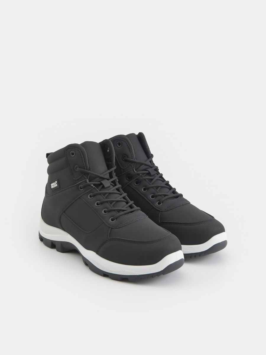 Buty trekkingowe Kolor czarny  2897O-99X
