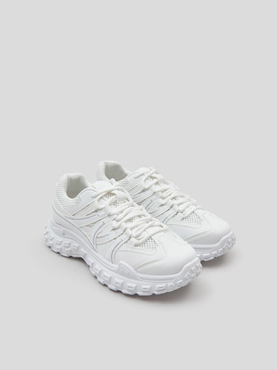 Sneakersy Kolor biały  8820W-00X