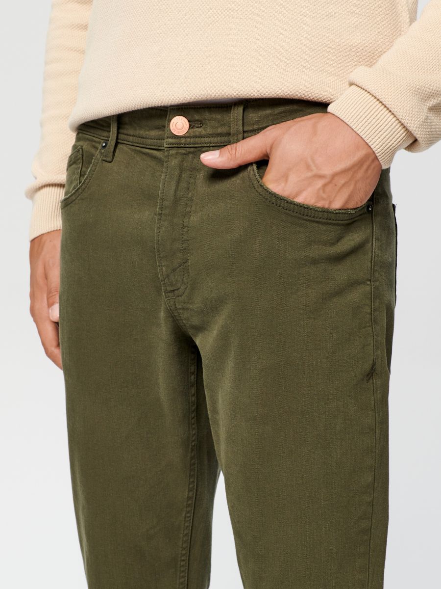 Jeansy slim Kolor zielony  0236A-97X