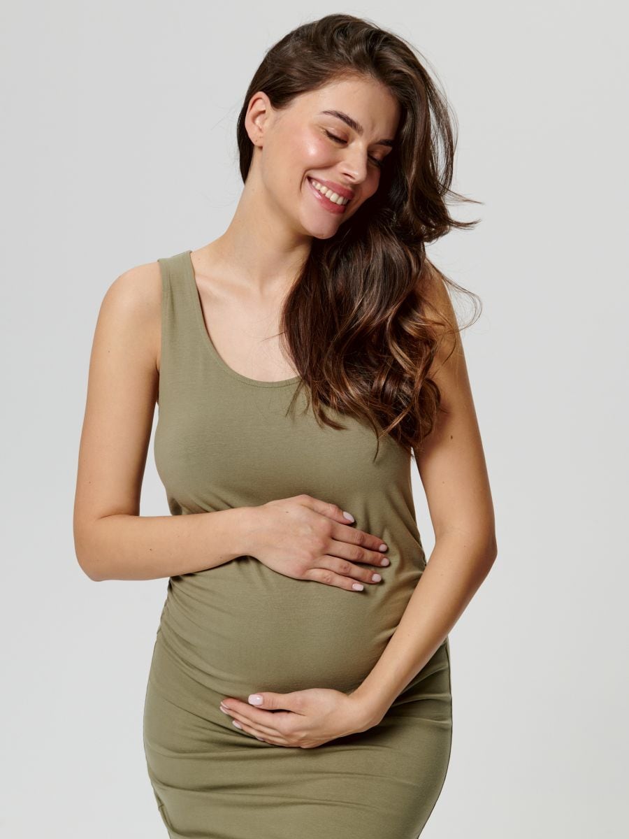 Sukienka midi MAMA Kolor khaki  9041T-87X