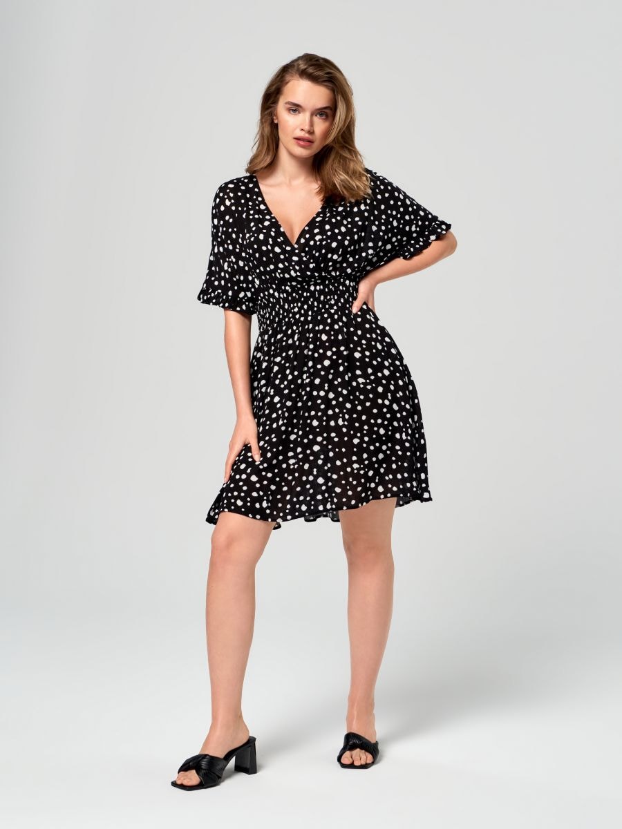 Sukienka mini ze wzorem Kolor czarny  5925J-99M