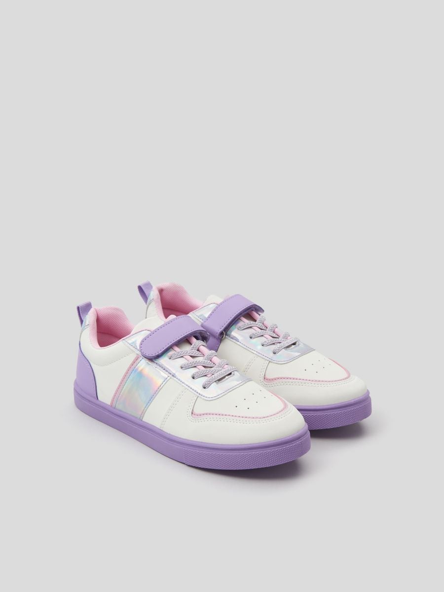 Sneakersy Kolor biały  7357R-00X