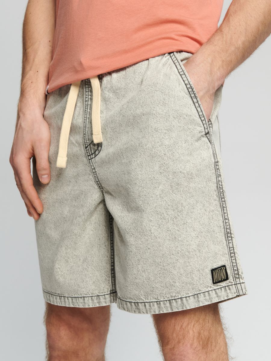 Szorty jeansowe Kolor szary  9861S-09J