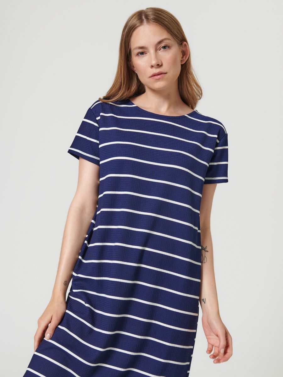 Sukienka mini w paski Kolor granatowy  6326U-59X
