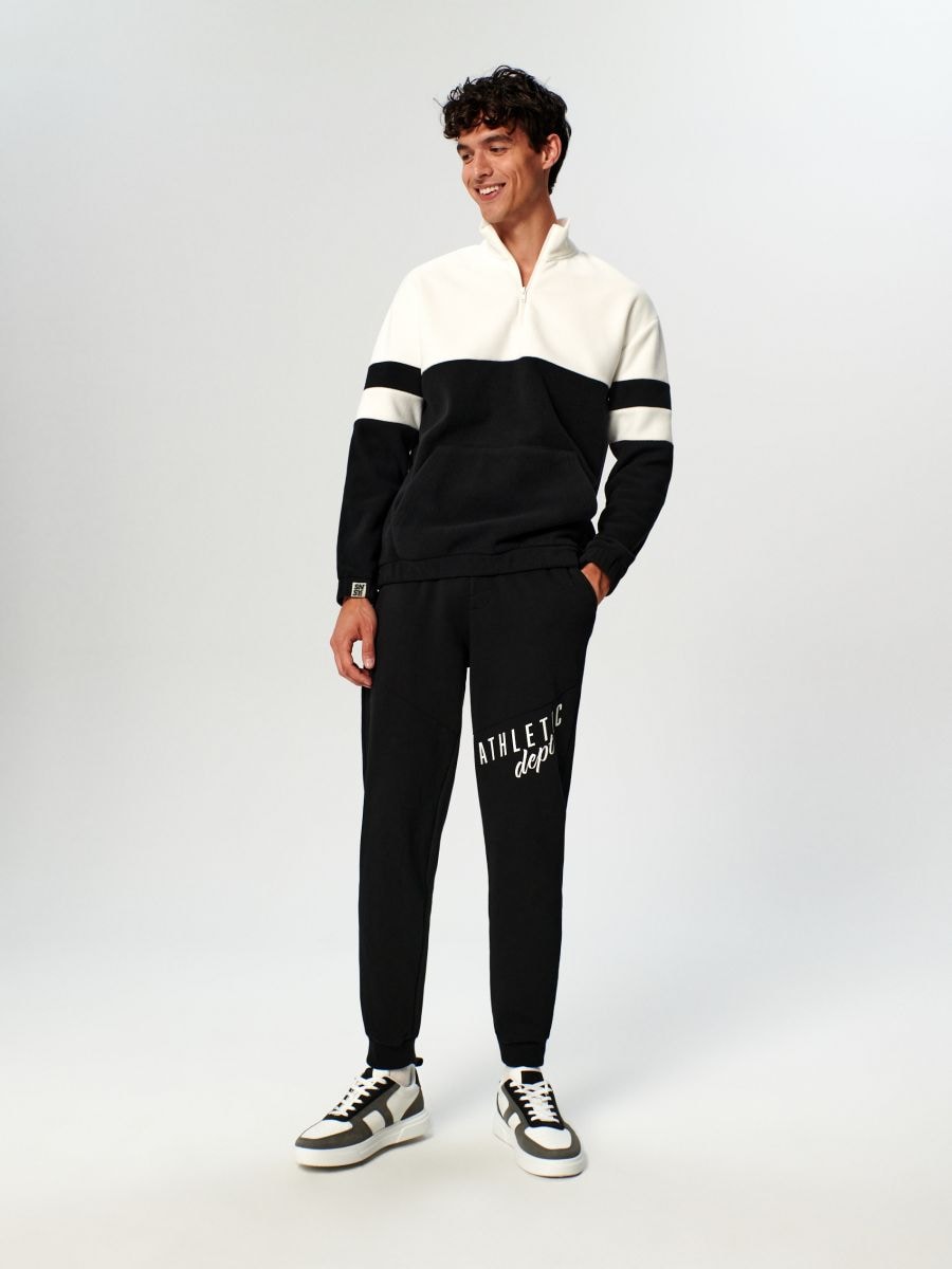 Bluza ze stójką Kolor czarny  1740O-99X